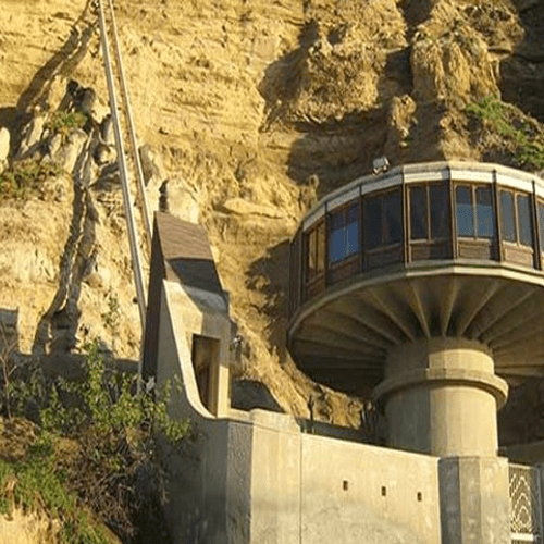 معماری عجیب و فانتزی برای ساختمان در جابان دماوند